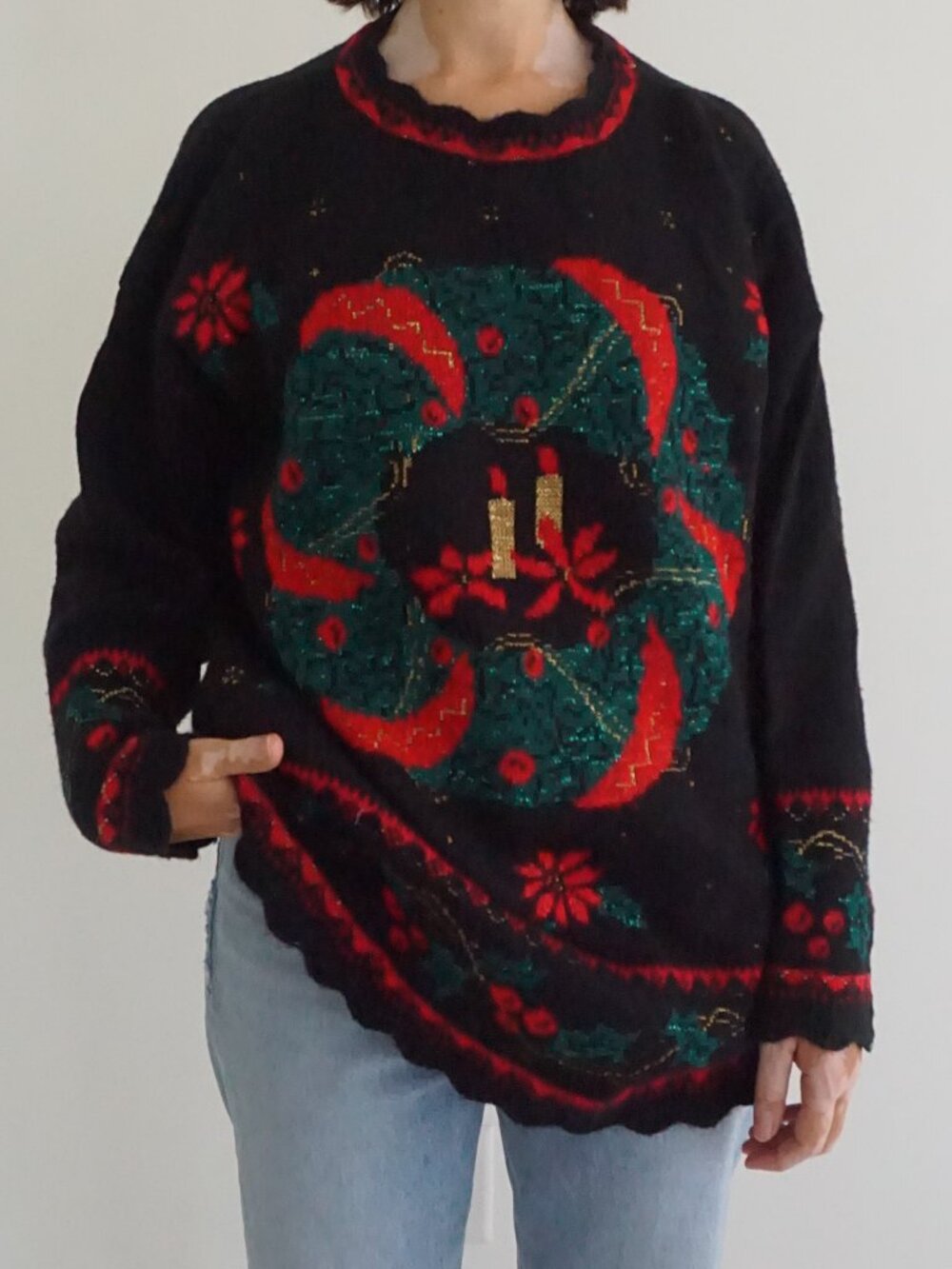 Vintage Nut Cracker Black Wreath Poinsettia Gold Metallic Christmas Sweater L